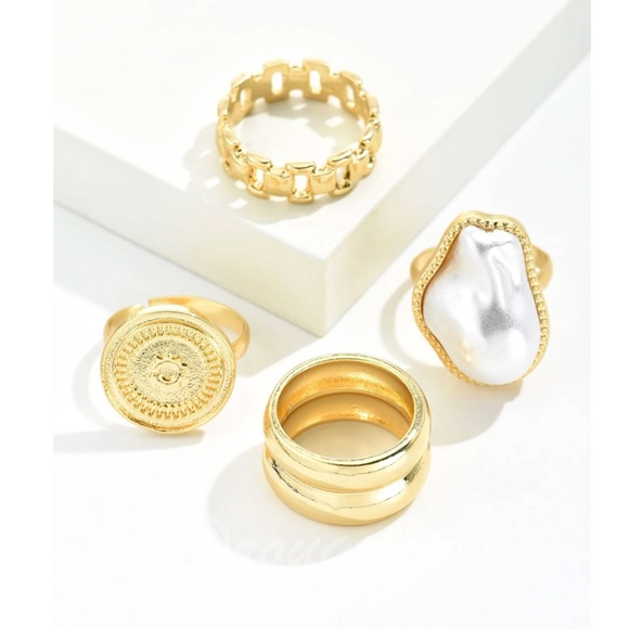 Set of 4 Fashion Rings Gold Tone Faux Pearl - Picture 3 of 6